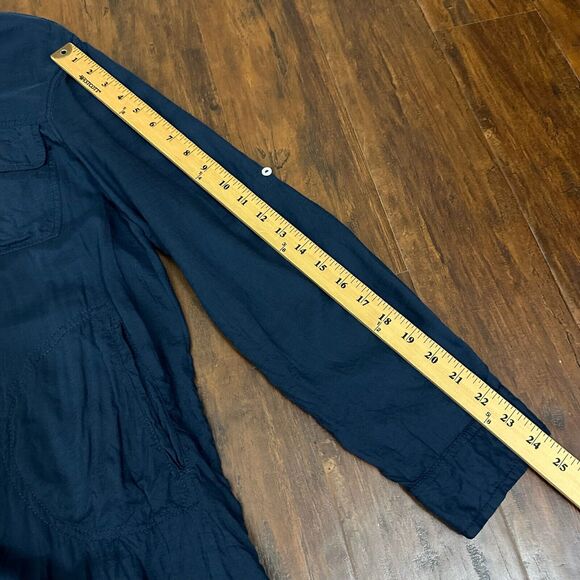 HOLDING HORSES ANTHROPOLOGIE Tunic Shirt Navy Blue Roll Tab Sleeve - Picture 11 of 11